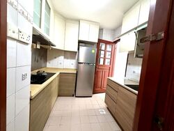 Hillview Heights (D23), Condominium #556063431